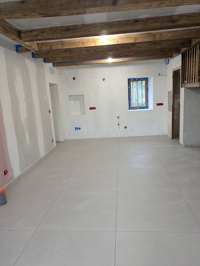 renovation maison pierre 10