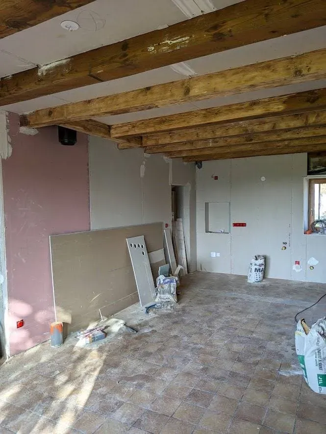 Rénovation intérieure maison en pierres (10)