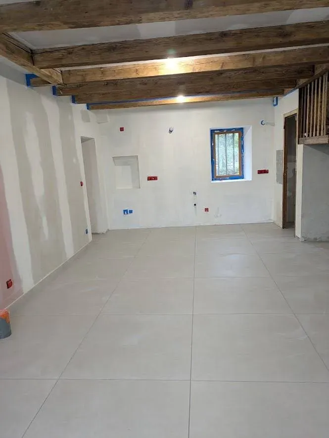 Rénovation intérieure maison en pierres (17)